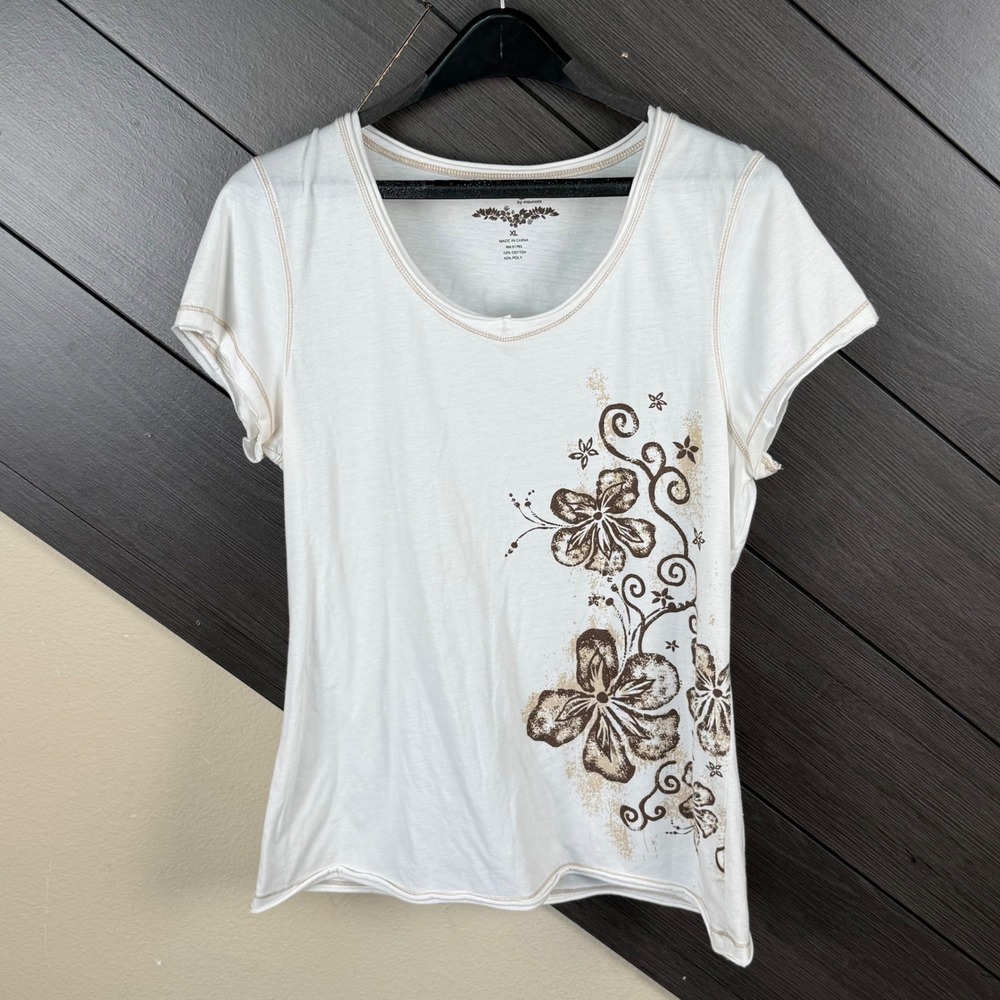 Maurices Lounge Women's XL White Brown Floral Graphic T-Shirt Y2K Short Sleeve